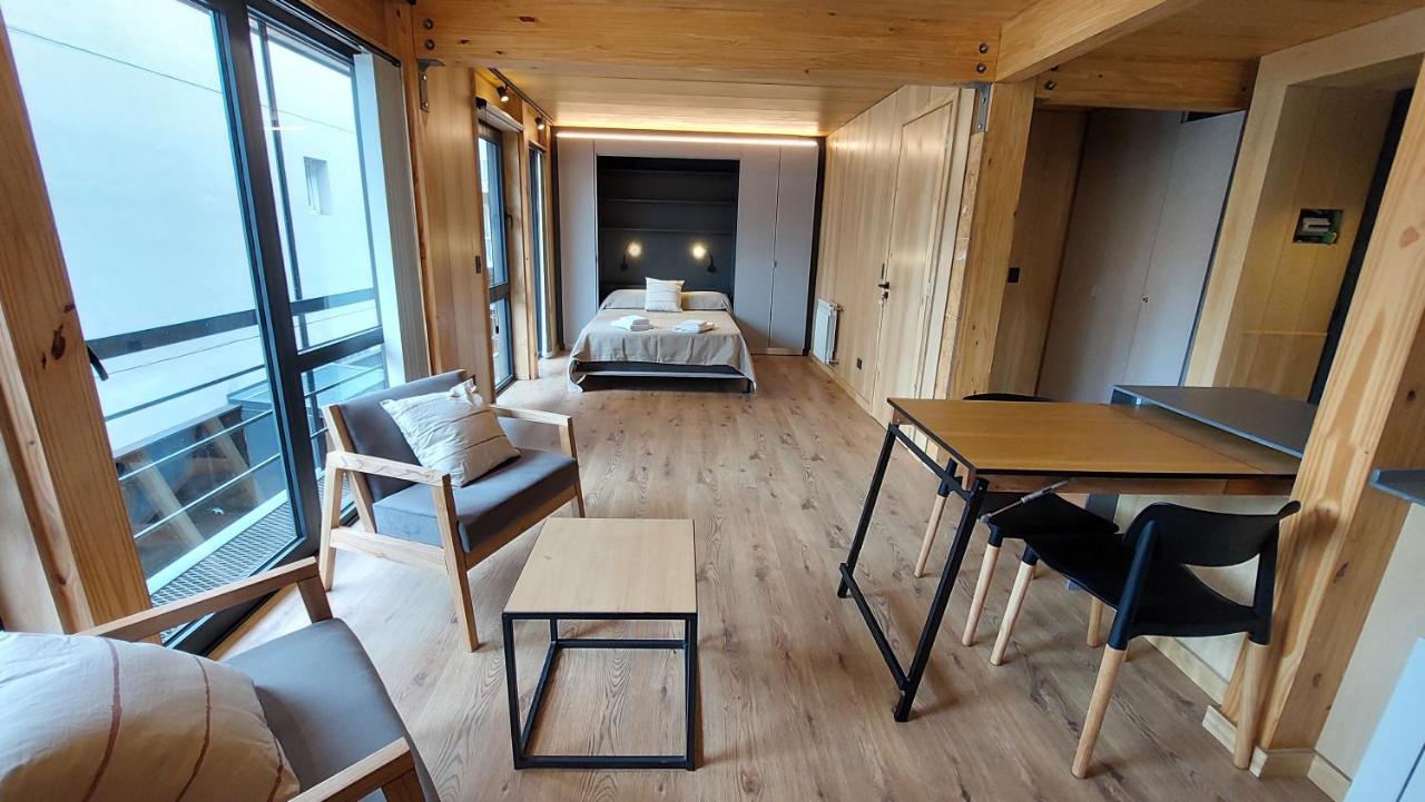 Departamento 2 Ambientes, Calido Y Luminoso, Con Buena Vista, En El Centro De Sma. 14v5 *