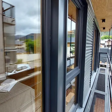 Departamento 2 Ambientes, Calido Y Luminoso, Con Buena Vista, En El Centro De Sma. 14V5 Apartamento San Martín de los Andes Exterior foto